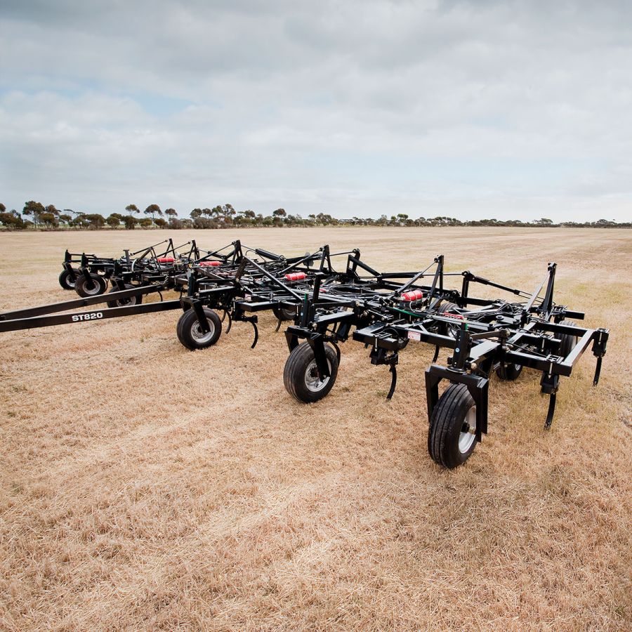 Flexi-Coil ST820 Precision Cultivator