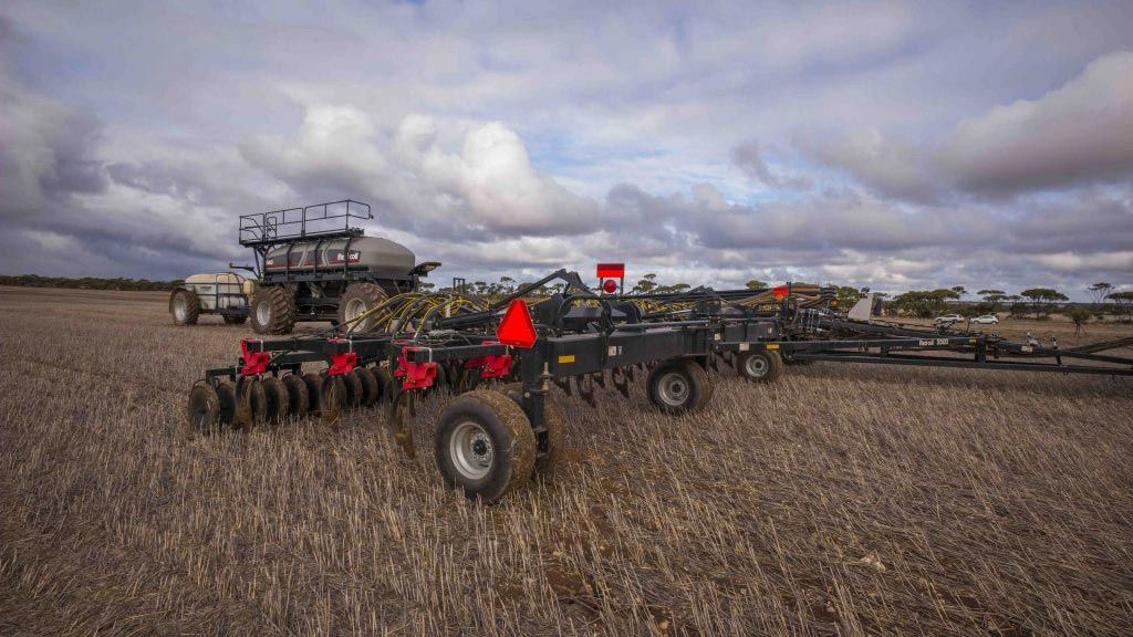 Flexi-Coil’s 5500 Air Drill in a field of stubble